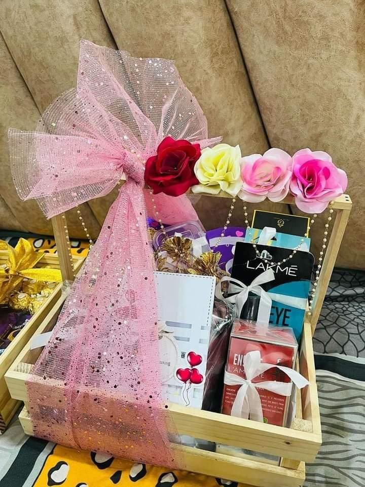 Customised Hampers - Image 3